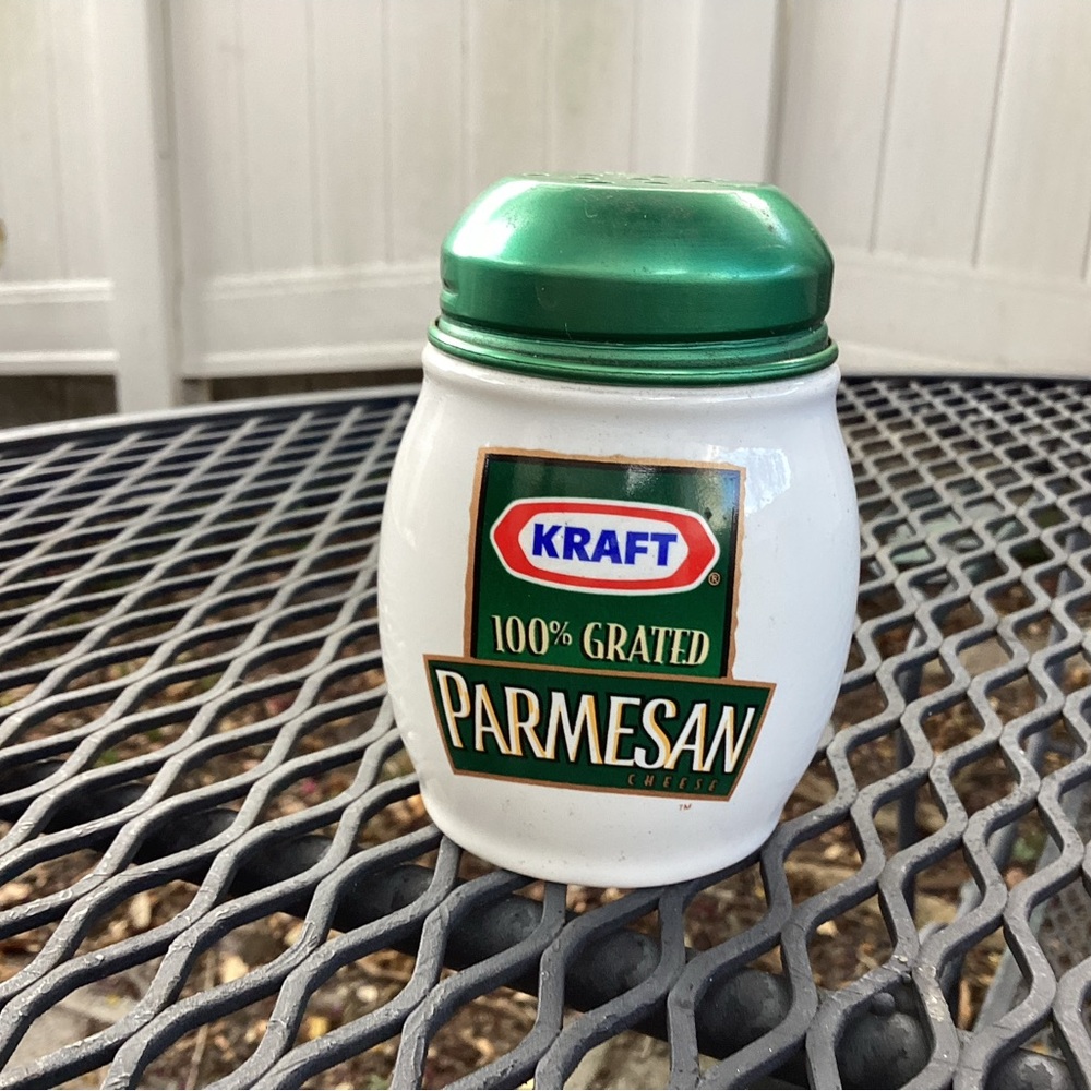 Vintage Kraft 100% Grated Parmesan Cheese Shaker